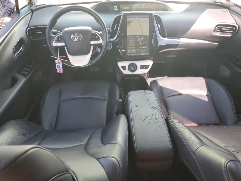 Фото 8 - TOYOTA PRIUS