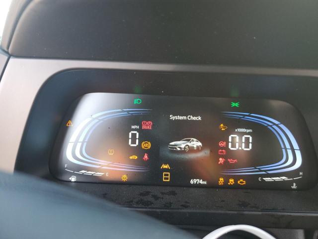 Фото 9 - HYUNDAI ELANTRA