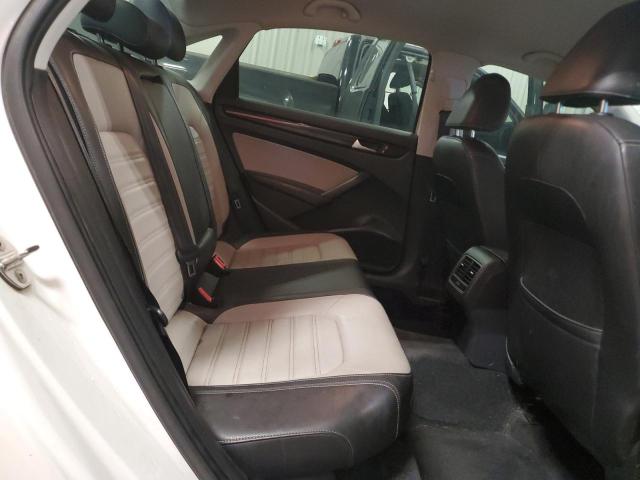 Фото 10 - VOLKSWAGEN PASSAT