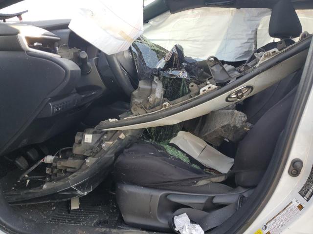 Фото 7 - TOYOTA COROLLA