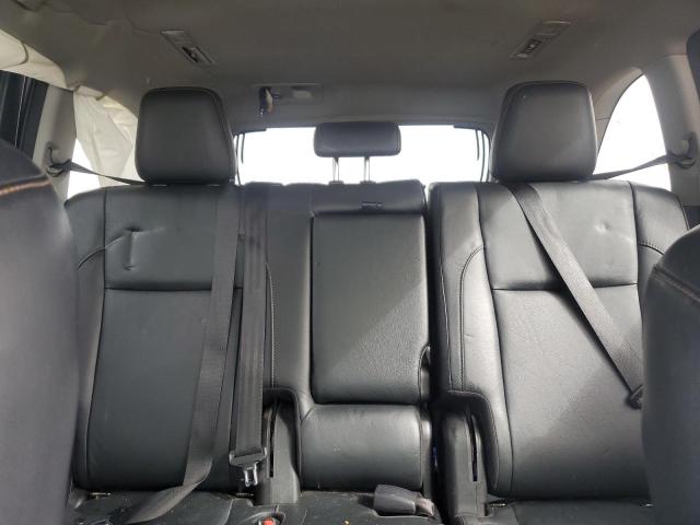 Фото 10 - TOYOTA HIGHLANDER