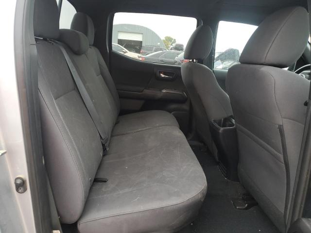 Фото 10 - TOYOTA TACOMA