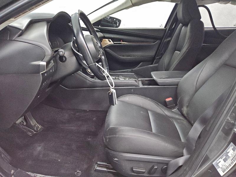 Фото 7 - MAZDA 3