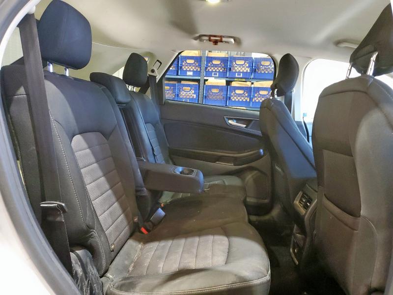 Фото 10 - FORD EDGE