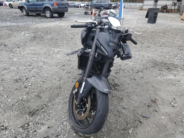 YAMAHA MTN690 2025