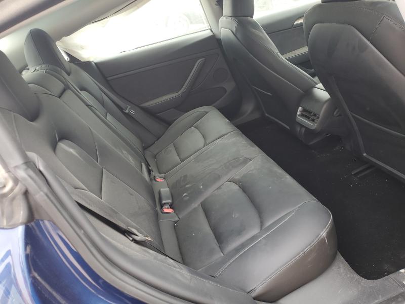 Фото 10 - TESLA MODEL 3