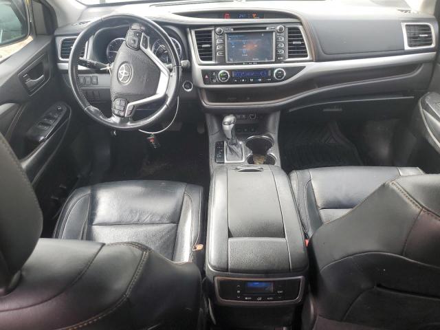 Фото 8 - TOYOTA HIGHLANDER