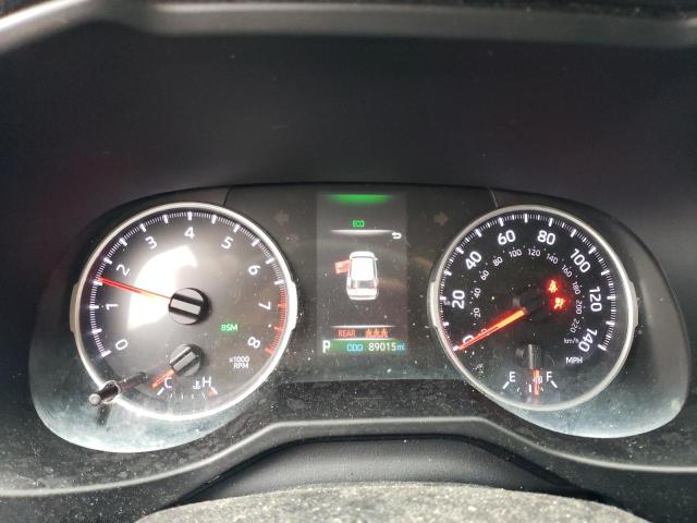 Фото 9 - TOYOTA RAV4