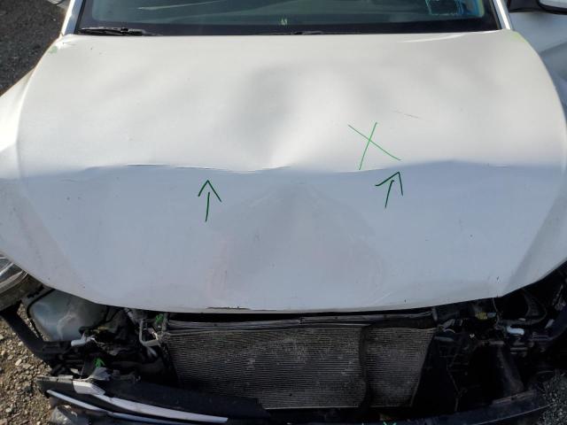 Фото 11 - HYUNDAI ELANTRA