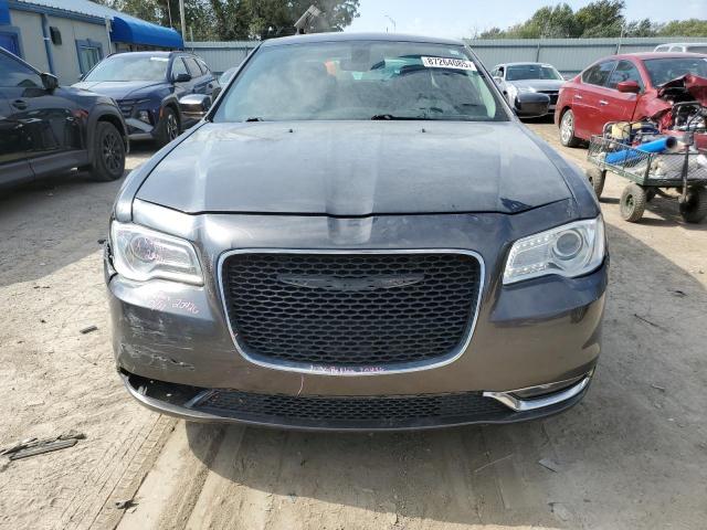 Фото 5 - CHRYSLER 300
