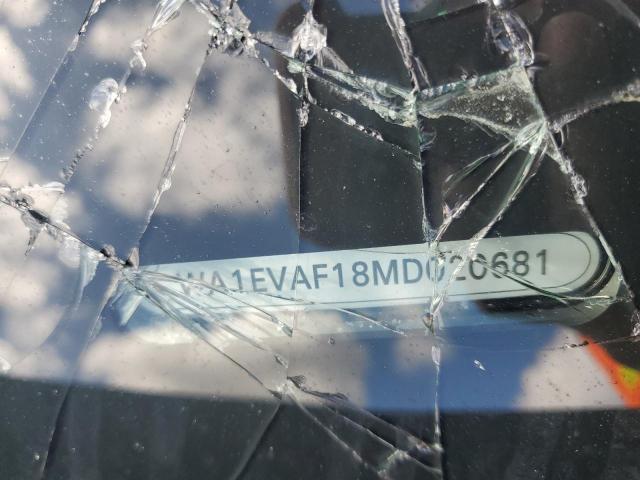 Фото 14 - AUDI Q8