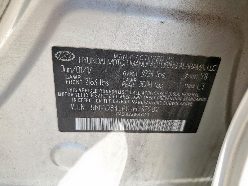 Фото 13 - HYUNDAI ELANTRA