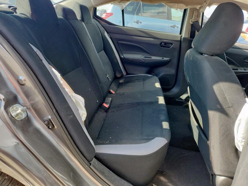 Фото 10 - NISSAN VERSA