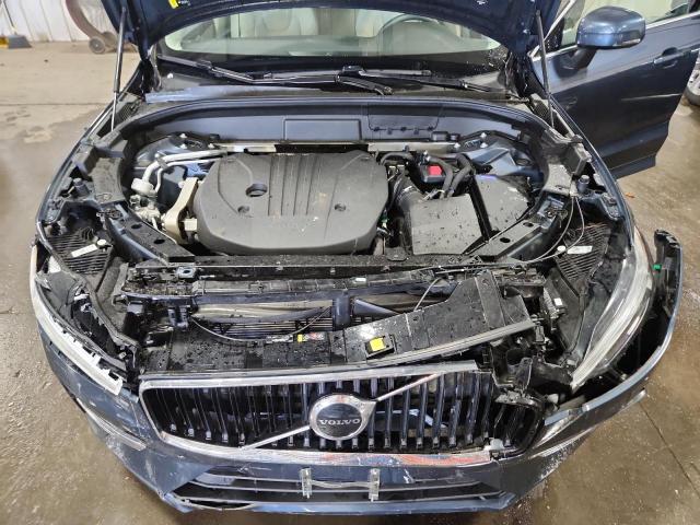 VOLVO XC60 B5 MO 2022 VIN YV4L12RK0N1018426