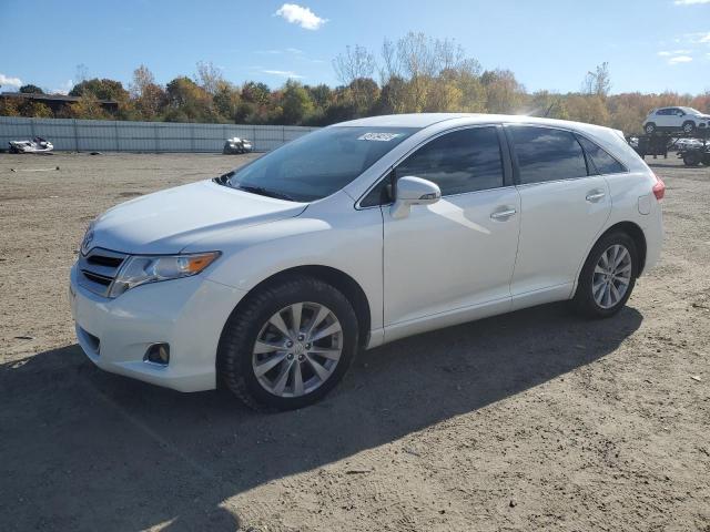 Фото 1 - TOYOTA VENZA