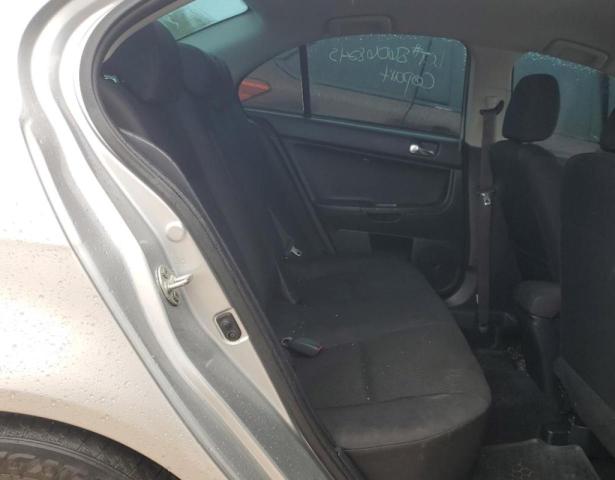 Фото 10 - MITSUBISHI LANCER