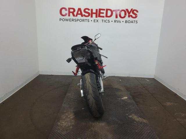 HONDA CBR CYCLE 2015