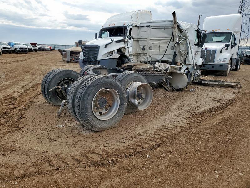 Фото 4 - VOLVO All Models