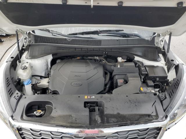 Фото 12 - KIA SORENTO