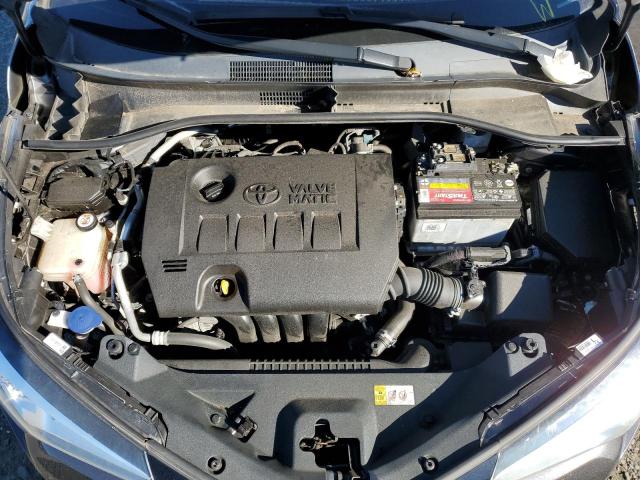 Фото 12 - TOYOTA C-HR