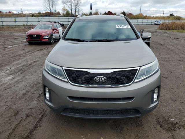 Фото 5 - KIA SORENTO