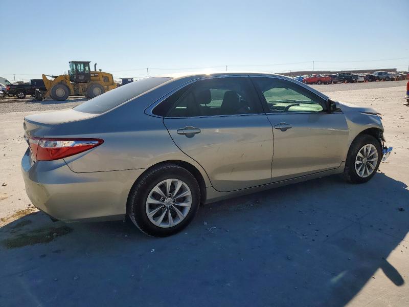 Фото 3 - TOYOTA CAMRY