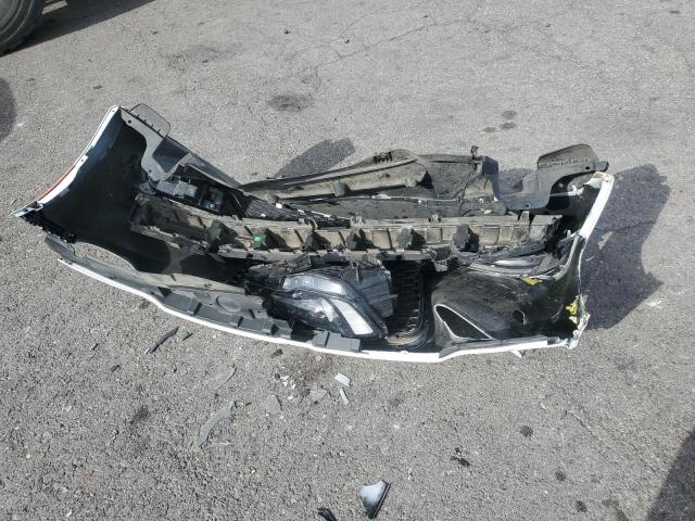 Фото 12 - CHRYSLER 300