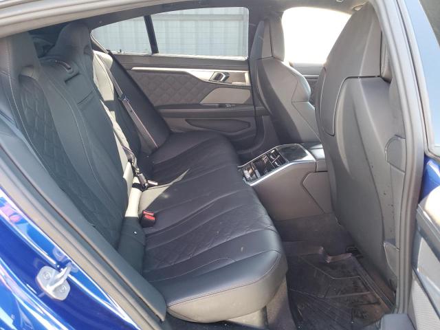 Фото 10 - BMW M8