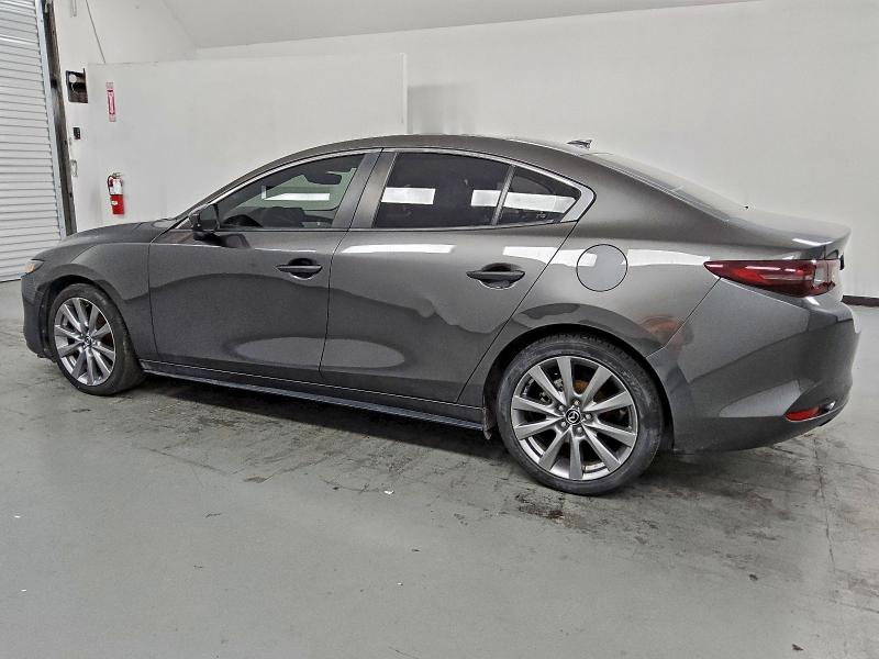 Фото 2 - MAZDA 3