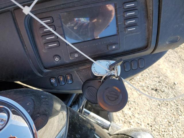 HARLEY-DAVIDSON FL 2014