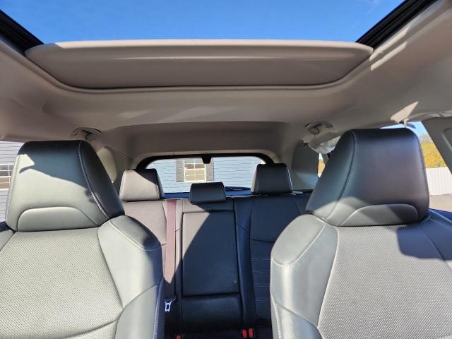 Фото 10 - TOYOTA RAV4