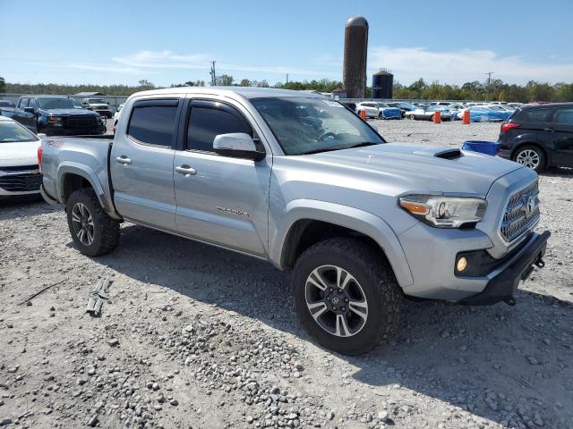 Фото 4 - TOYOTA TACOMA