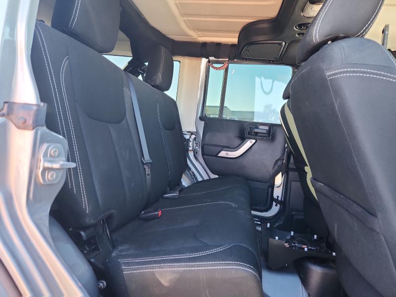 Фото 10 - JEEP WRANGLER