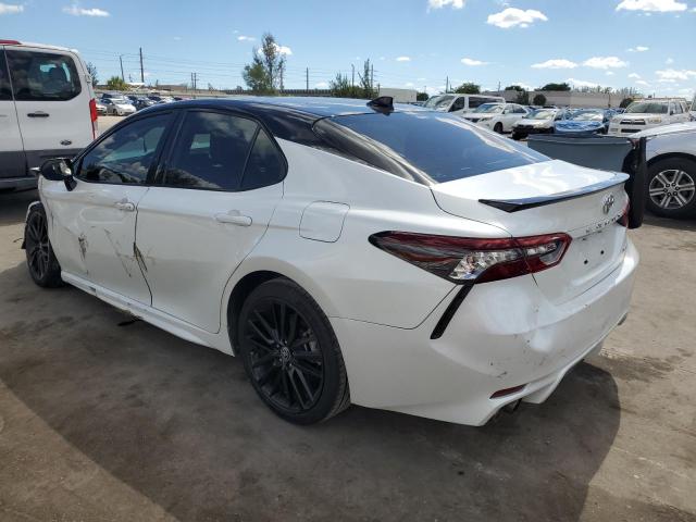 Фото 2 - TOYOTA CAMRY