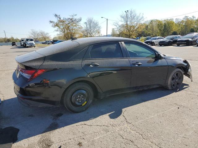 Фото 3 - HYUNDAI ELANTRA