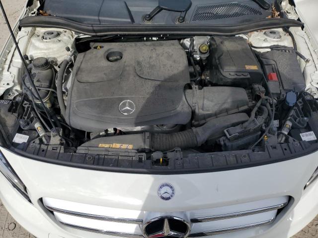 Фото 12 - MERCEDES-BENZ GLA-CLASS