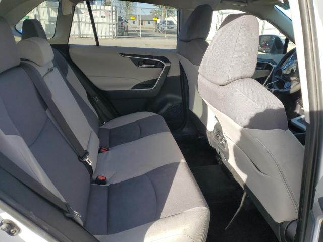 Фото 11 - TOYOTA RAV4