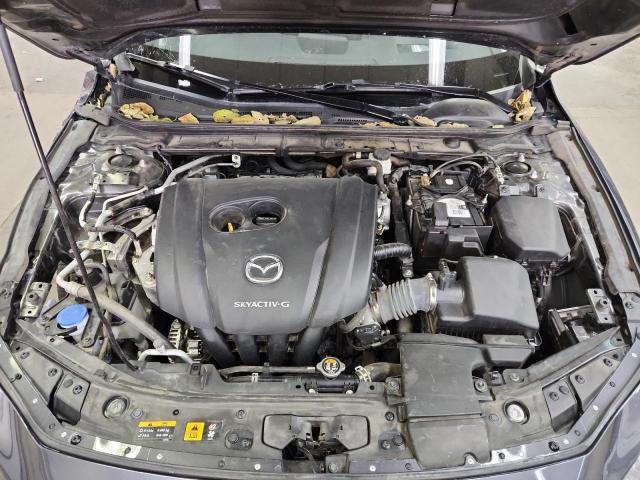 Фото 11 - MAZDA 3