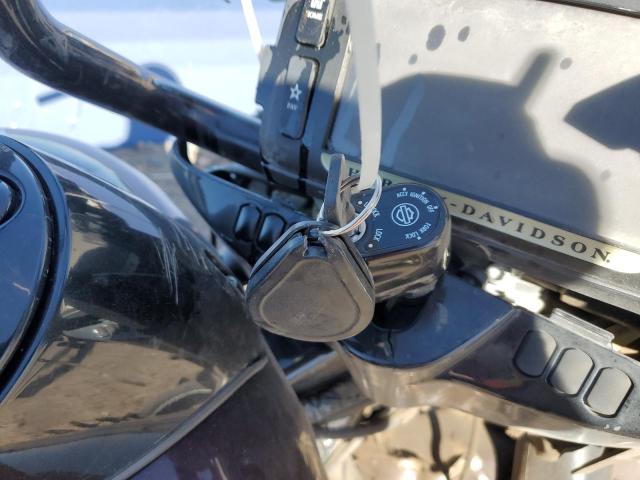 HARLEY-DAVIDSON FL 2018