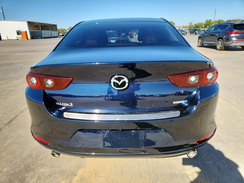 Фото 6 - MAZDA 3