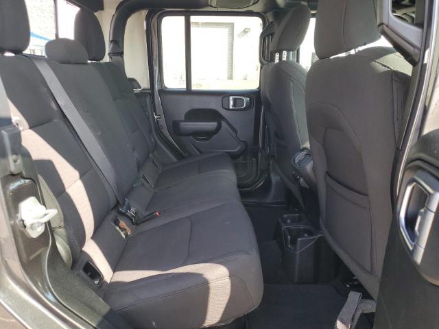 Фото 10 - JEEP GLADIATOR