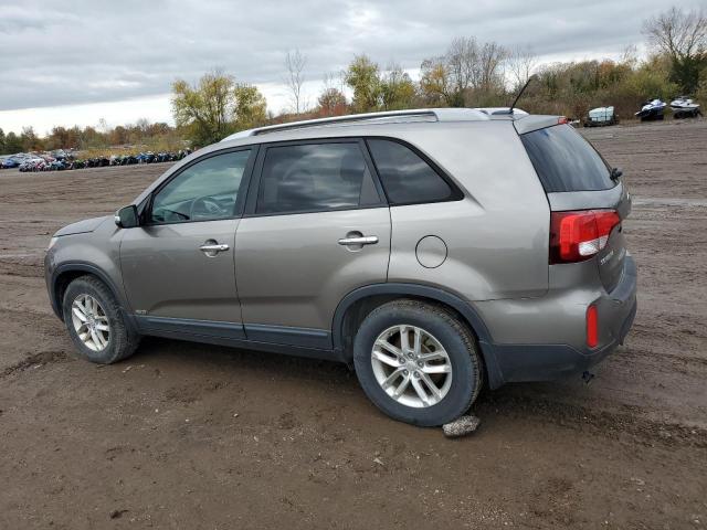 Фото 2 - KIA SORENTO