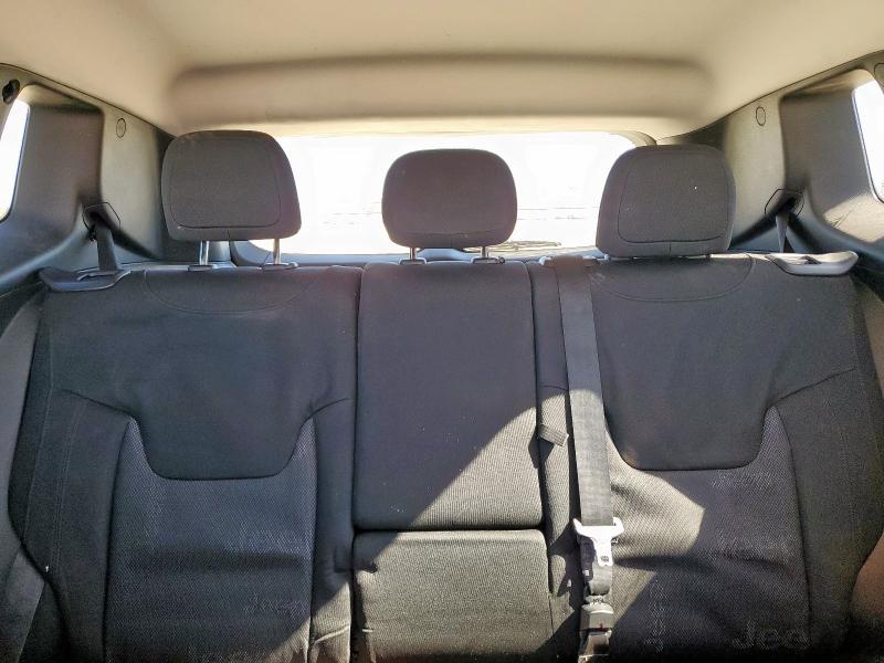 Фото 10 - JEEP RENEGADE