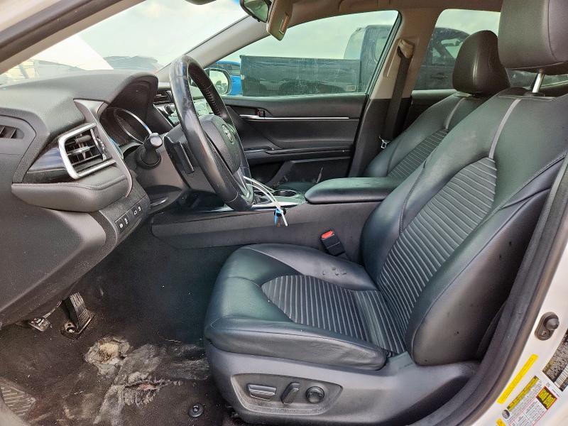 Фото 7 - TOYOTA CAMRY