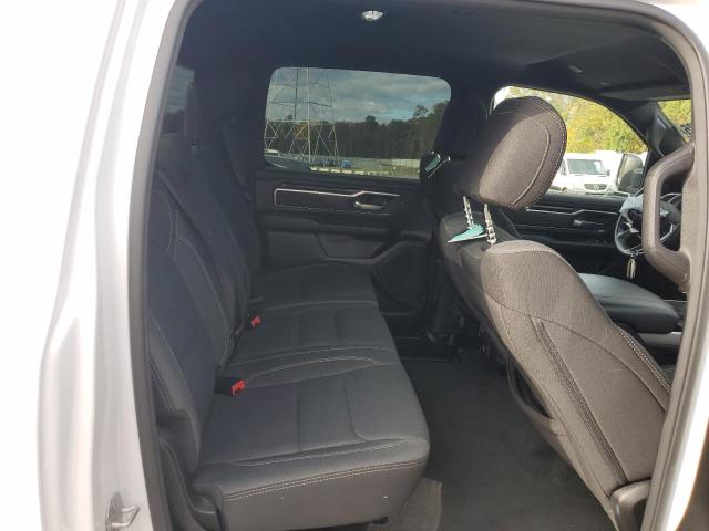 Фото 10 - RAM 1500