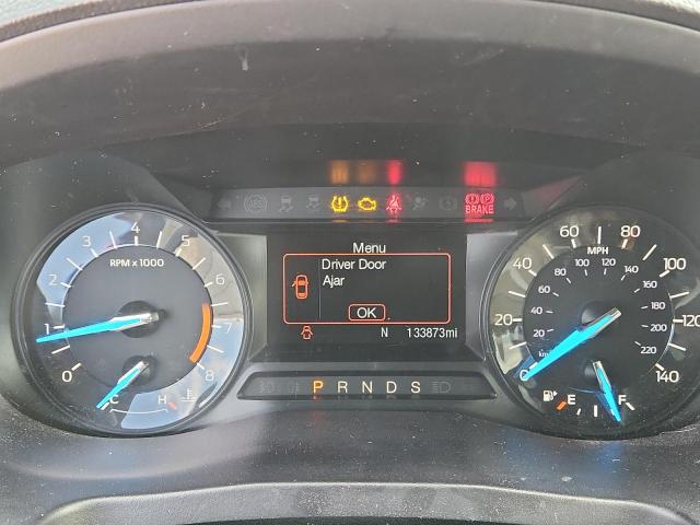 Фото 9 - FORD EXPLORER