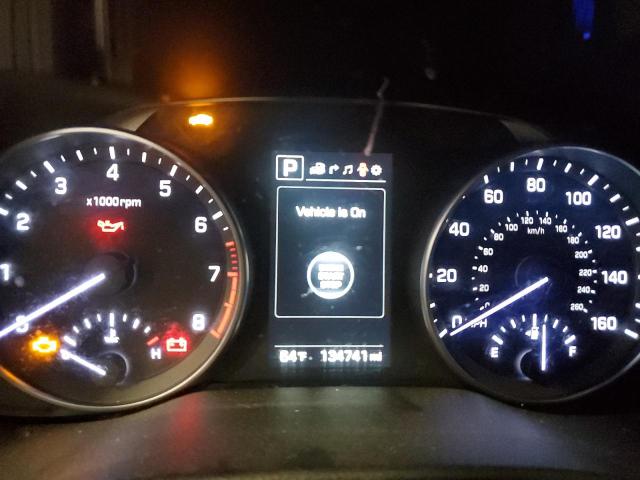 Фото 9 - HYUNDAI ELANTRA