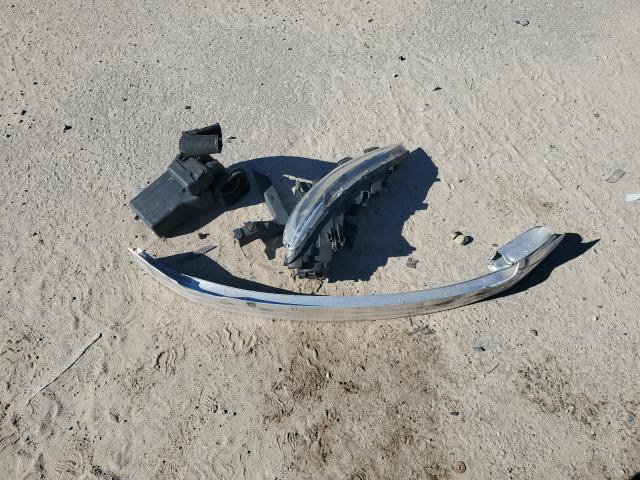 Фото 12 - CHRYSLER 200