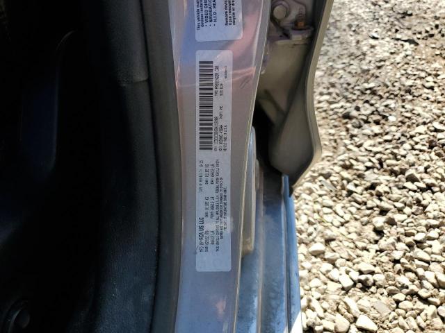 Фото 13 - CHRYSLER 200