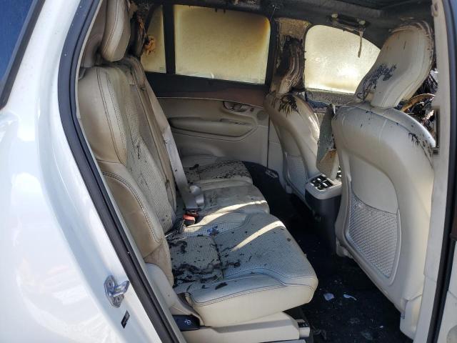 Фото 11 - VOLVO XC90